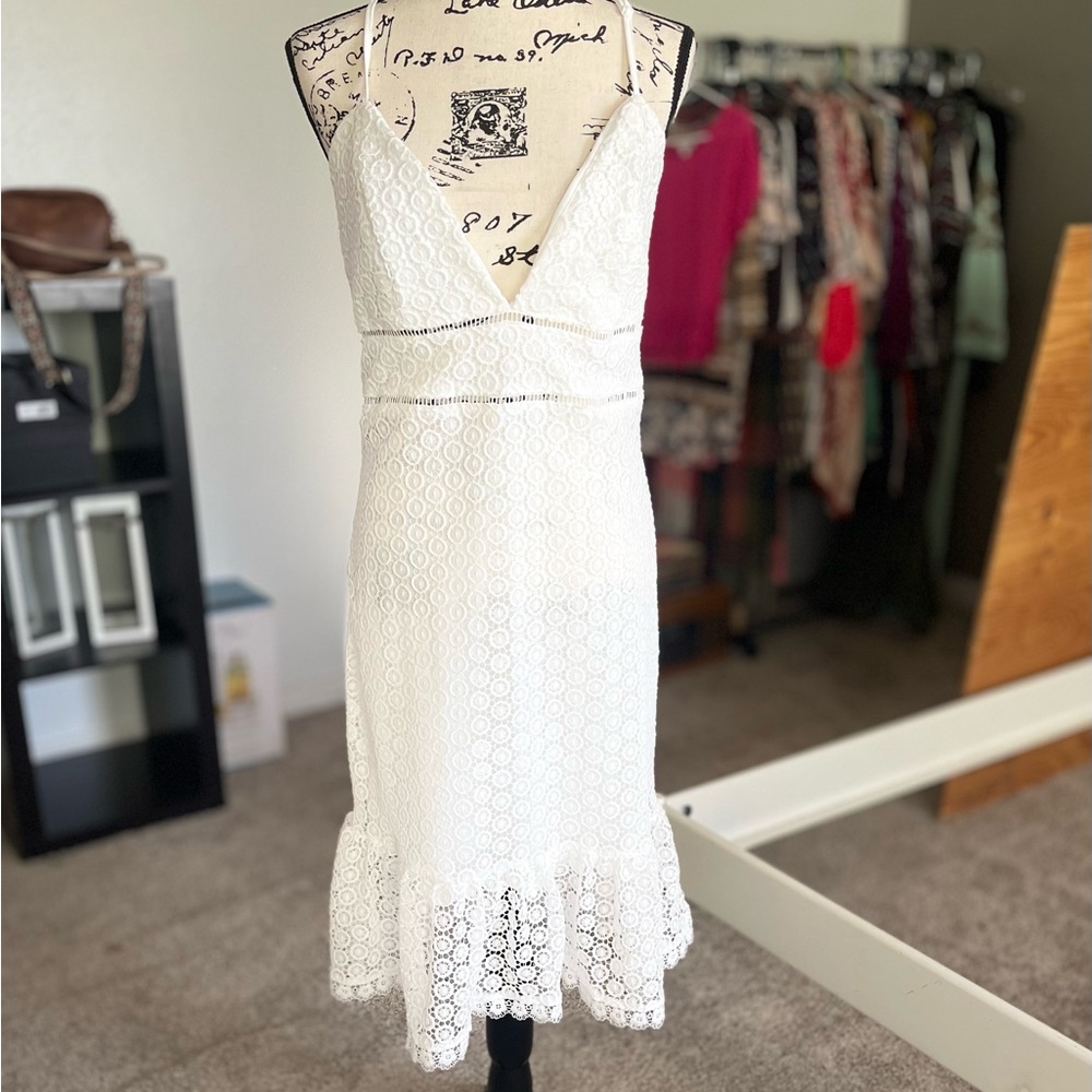 Beautiful White Lace Sun Dress with adjustable straps, v-neckline, sleeveless.